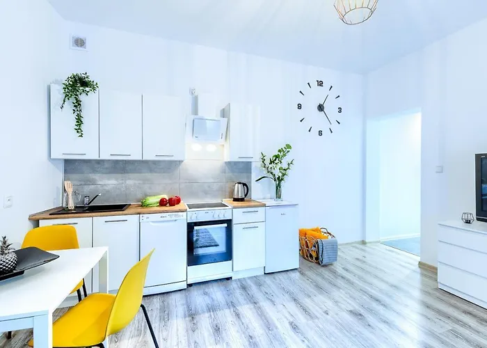 Lucky Place Centrum Apartment *